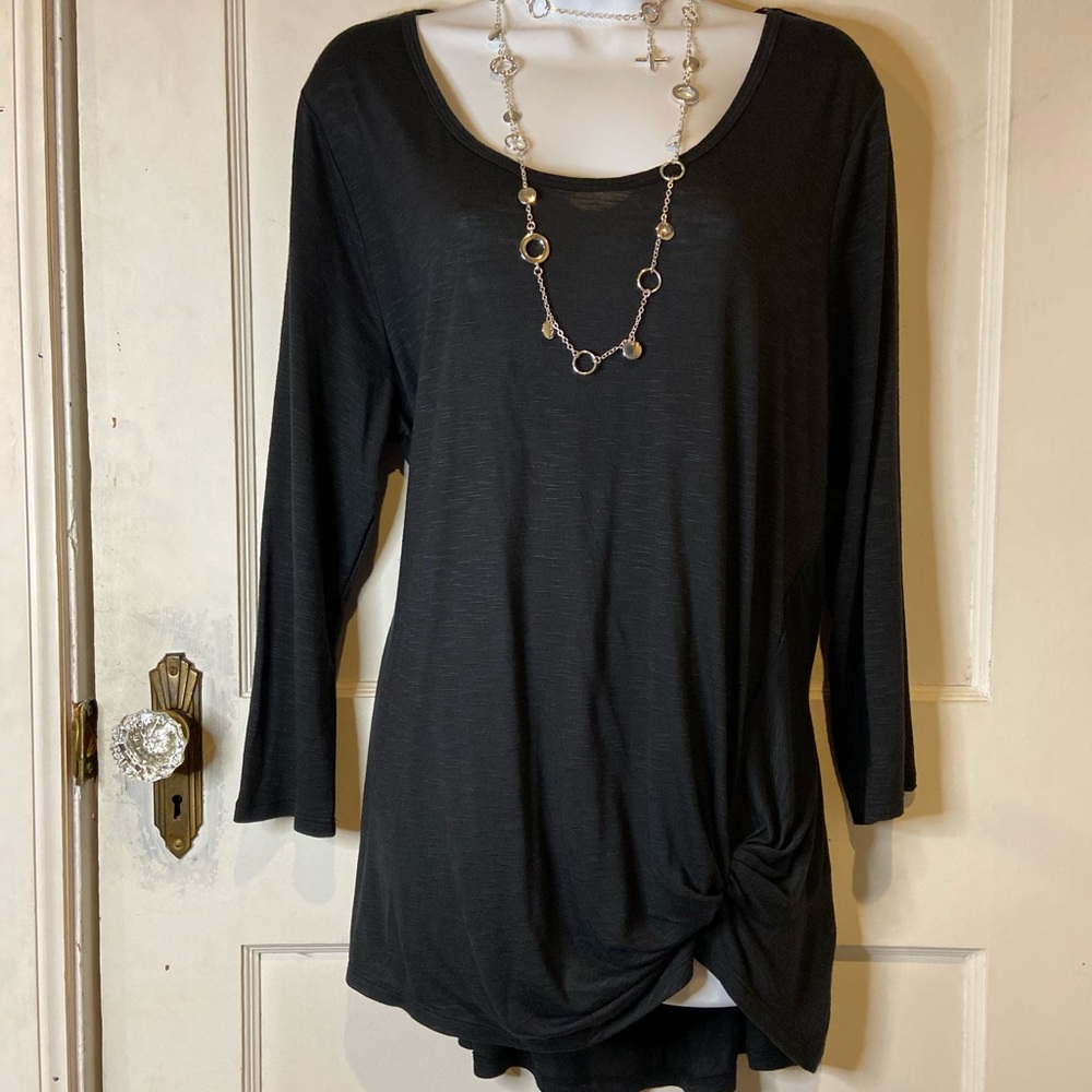 Maurices light weight XL Black Top